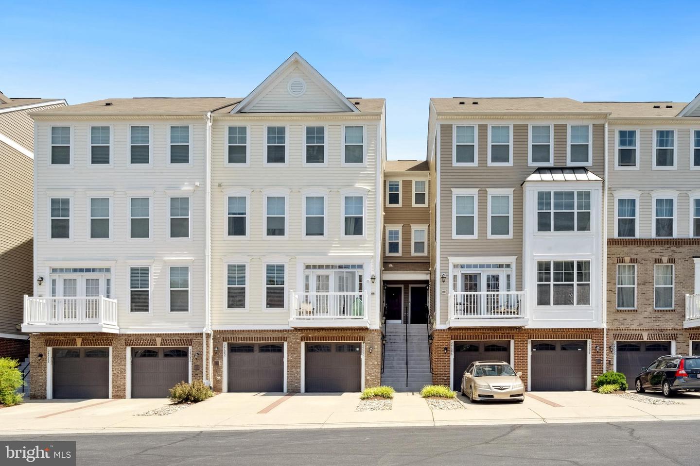 24682 Caribou Square, Aldie