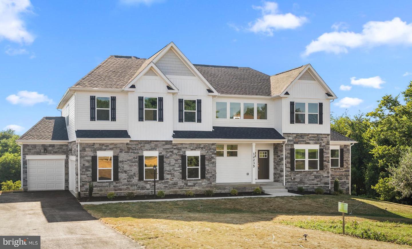12235 Mary Lane, Lovettsville