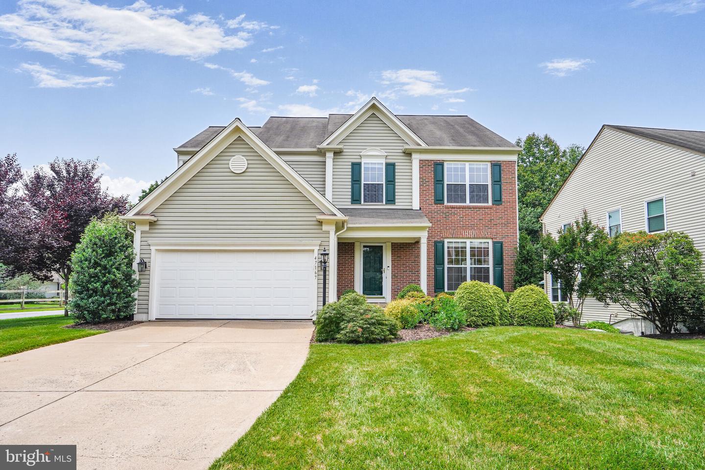 47167 Chambliss Court, Sterling