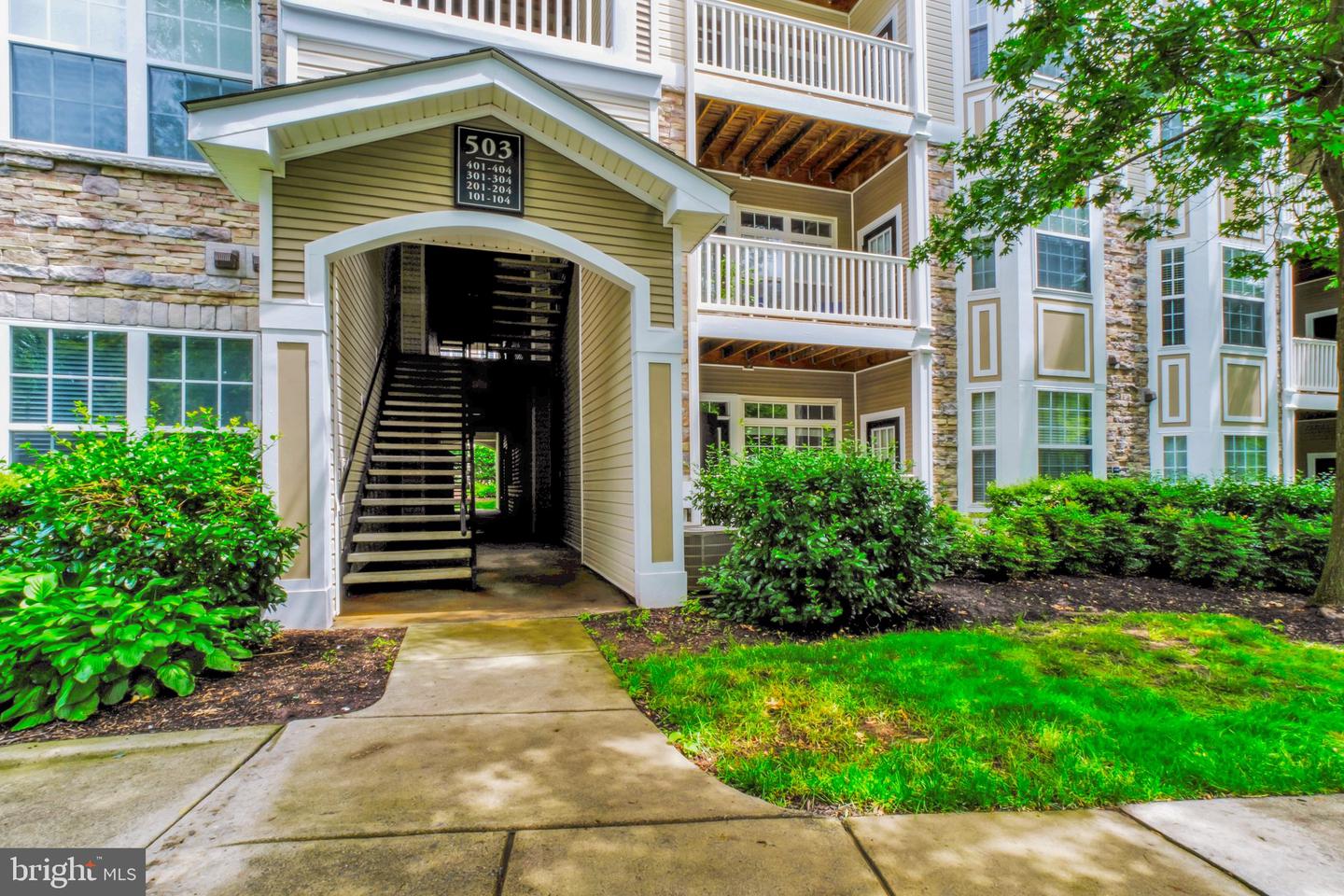 503 Sunset View Terrace SE #102, Leesburg