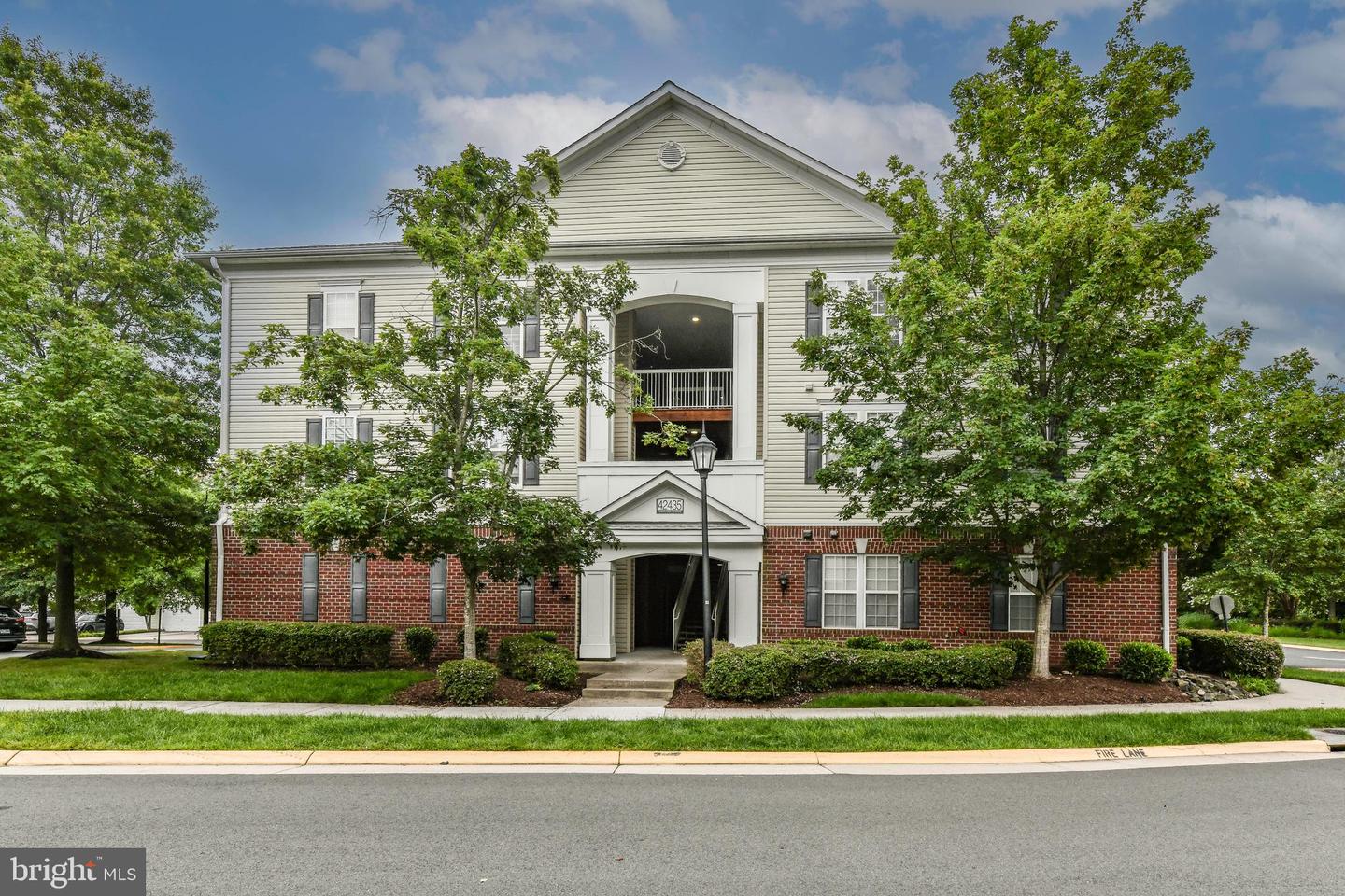 42435 Hollyhock Terrace #302, Ashburn