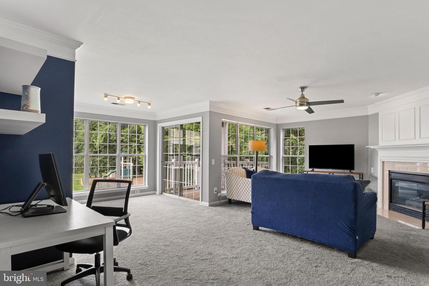 21845 Baldwin Square #201, Sterling
