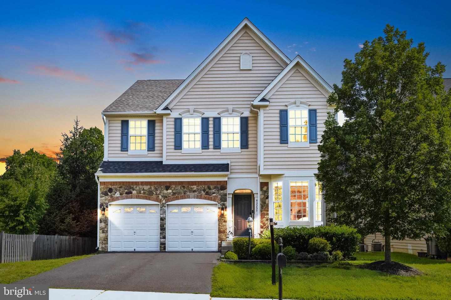 42262 Sand Pine Place, Chantilly