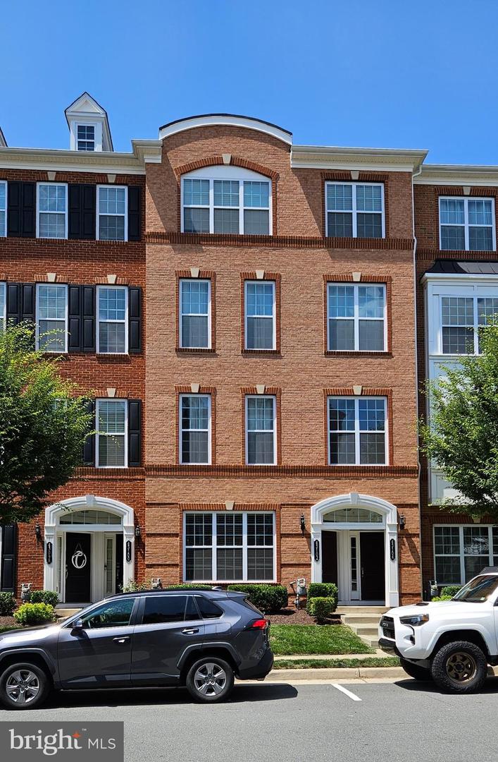 43102 Thoroughfare Gap Terrace, Ashburn