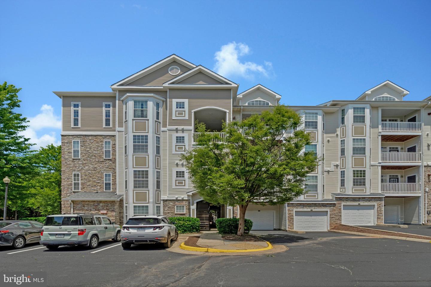 508 Sunset View Terrace SE #201, Leesburg