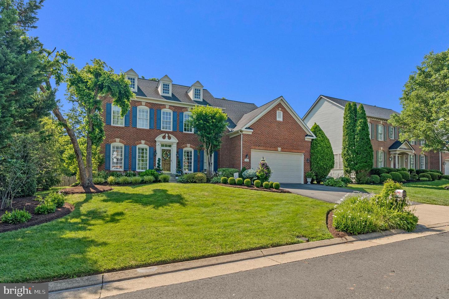 18814 Farnham Court, Leesburg
