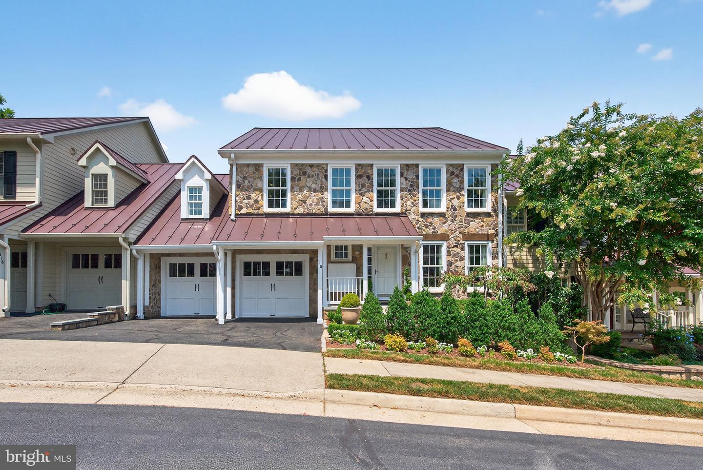 118 N Jay Street, Middleburg