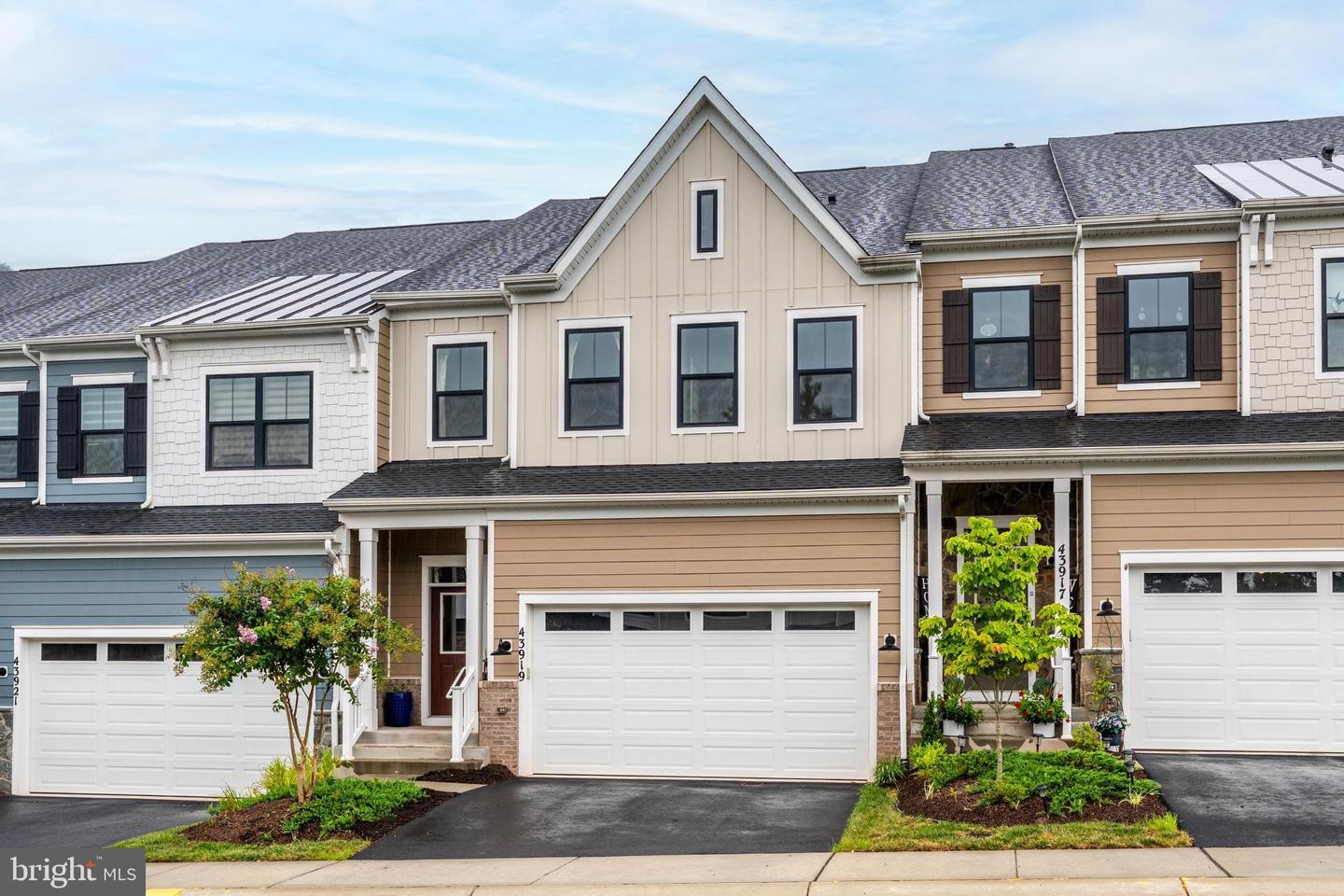43919 Maritime Song Terrace, Leesburg