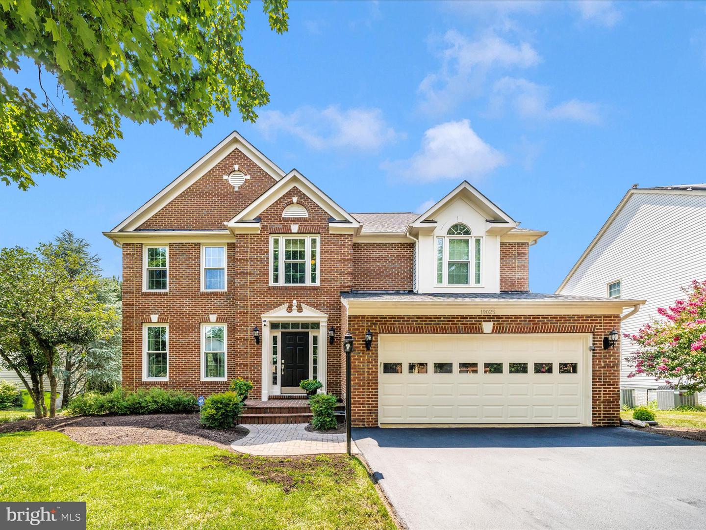 19025 Snowberry Court, Leesburg