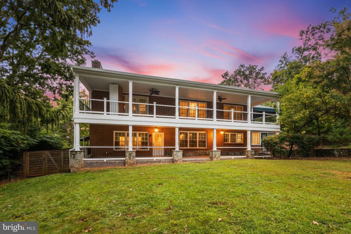 45545 Lakeside Drive, Sterling