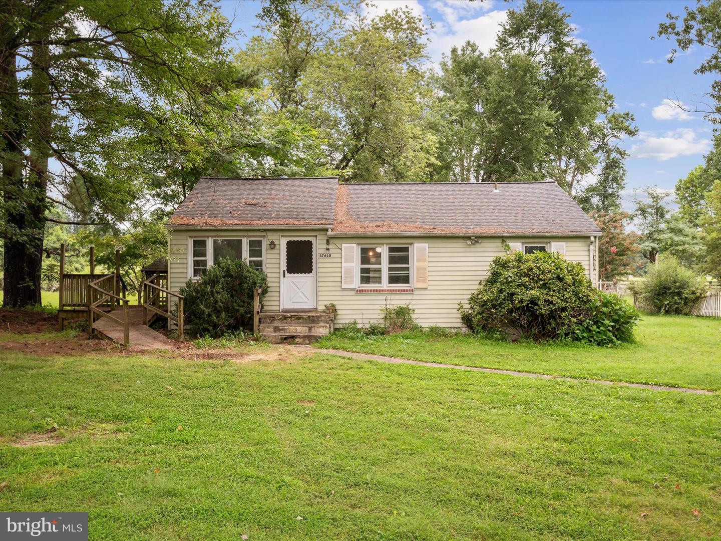 37618 Little River Turnpike, Middleburg