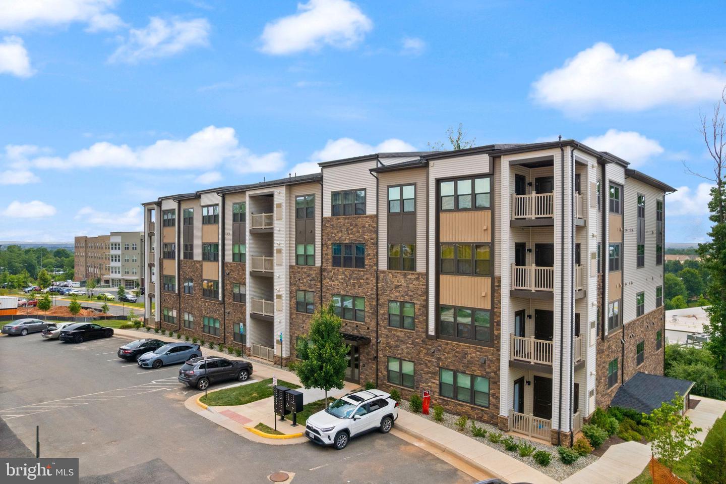 46320 Mt Milstead Terrace #301, Sterling