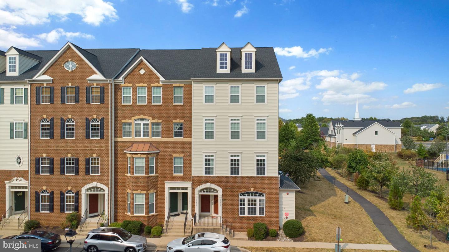 25408 Patriot Terrace, Aldie