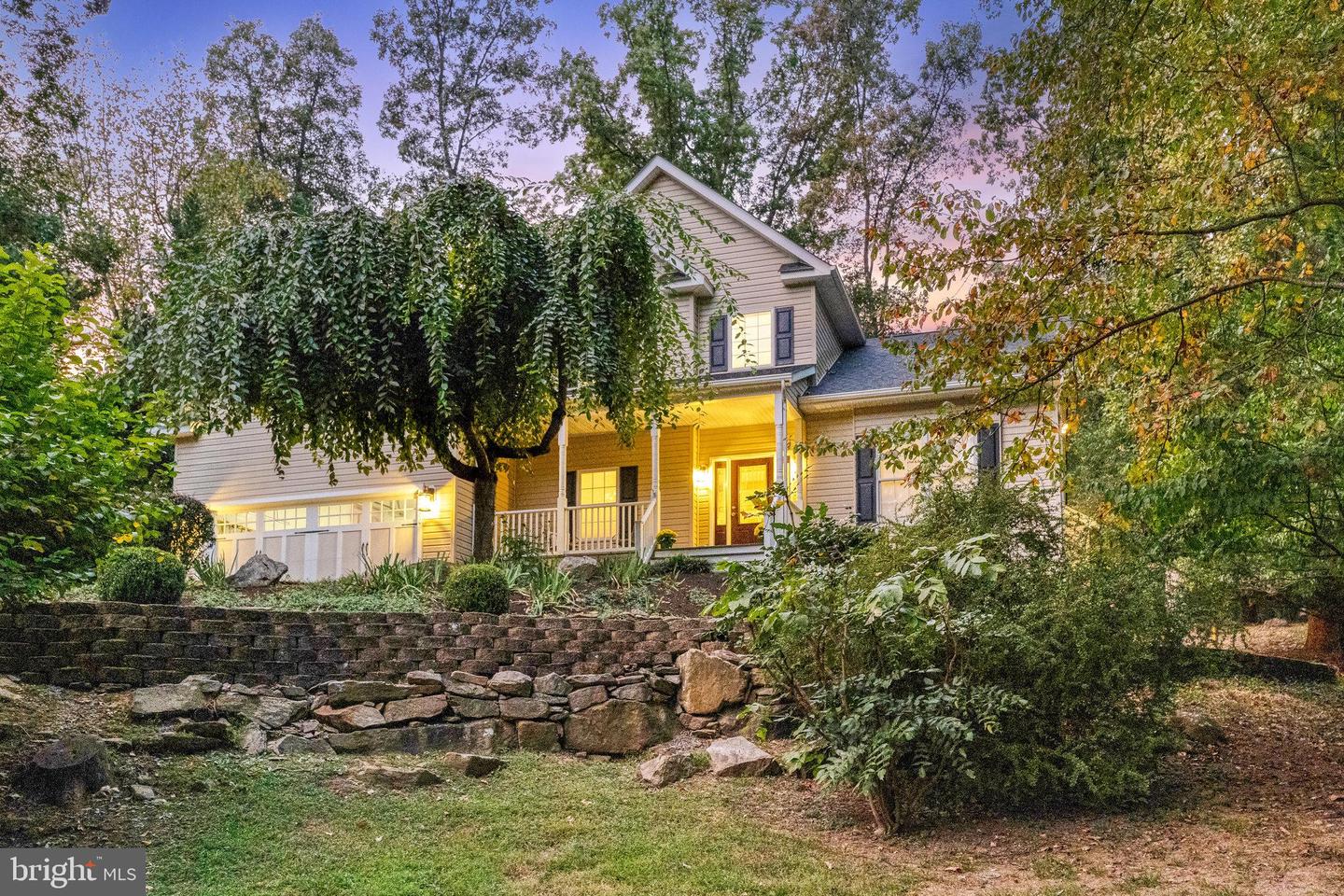 35460 Turtle Hill, Round Hill