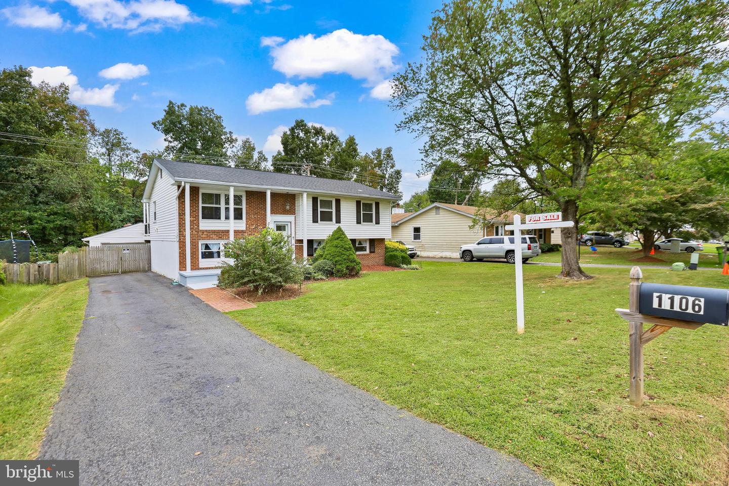 1106 E Maple Avenue E, Sterling