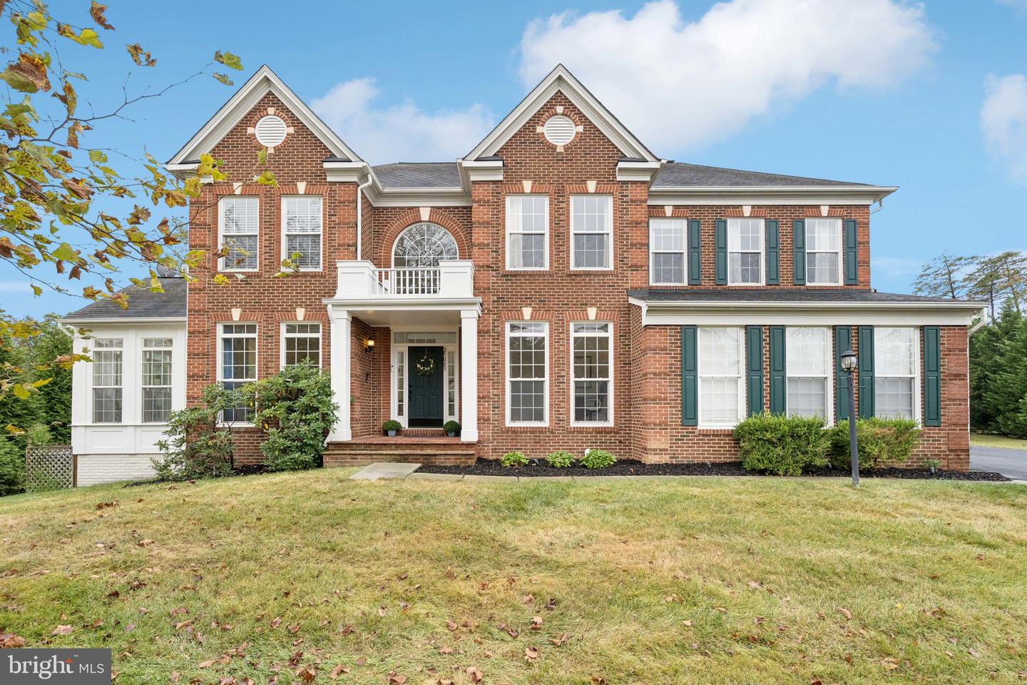 25083 Kingscote Court, Chantilly