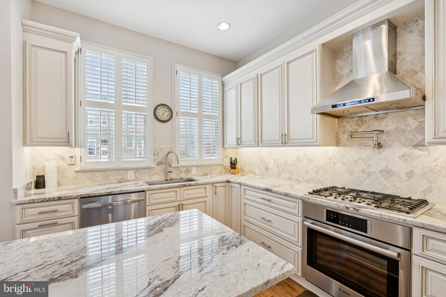 20655 Sound Terrace, Sterling