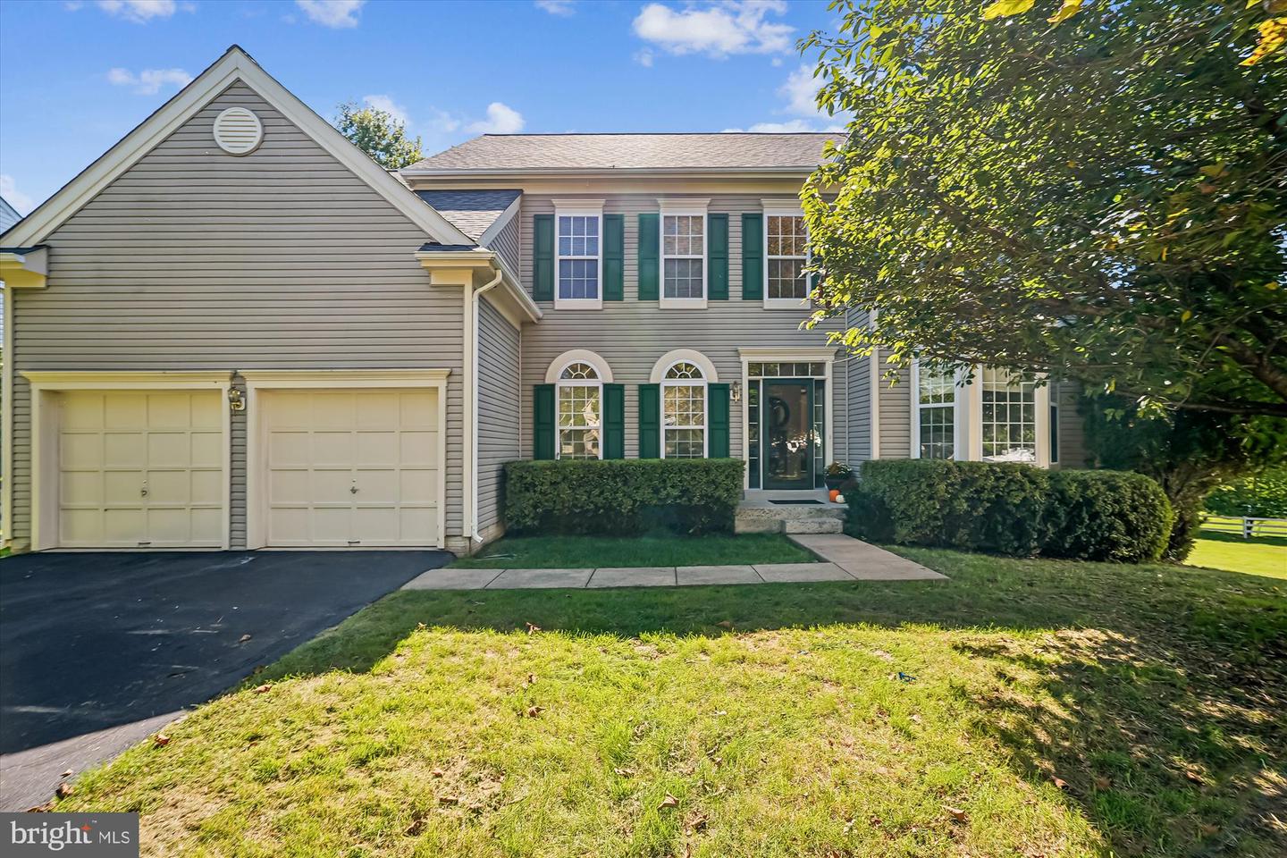 35739 Montrose Court, Round Hill