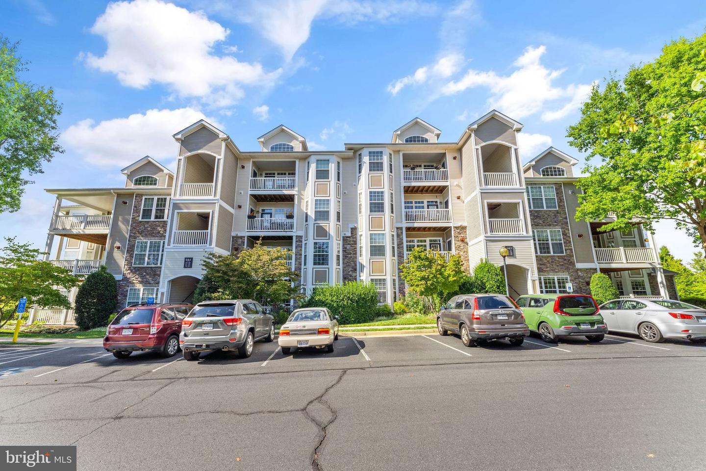 502 Sunset View Terrace SE #106, Leesburg