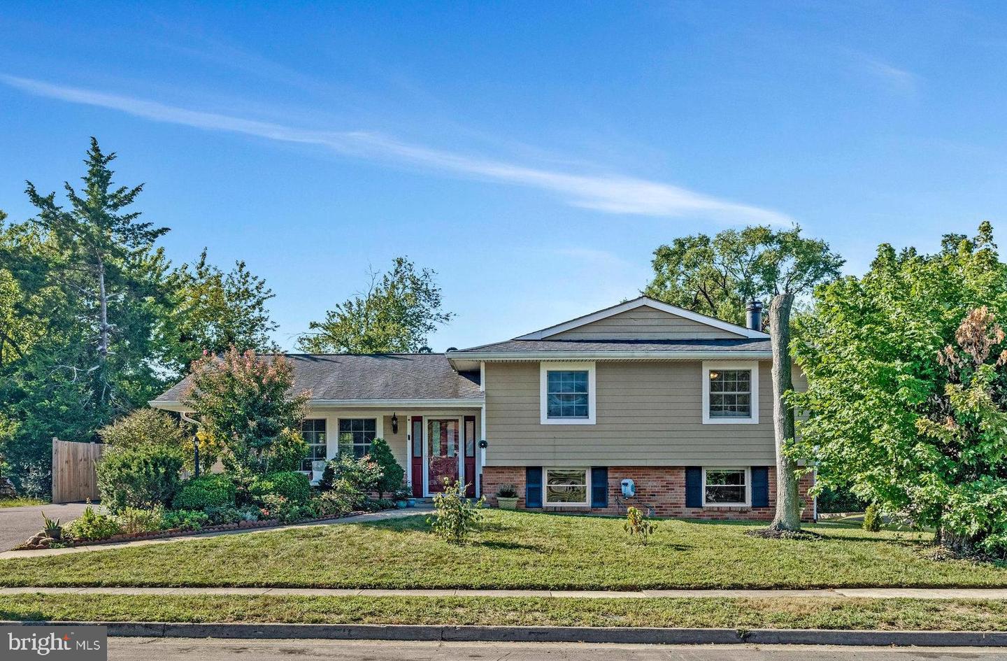 400 E Poplar Road, Sterling