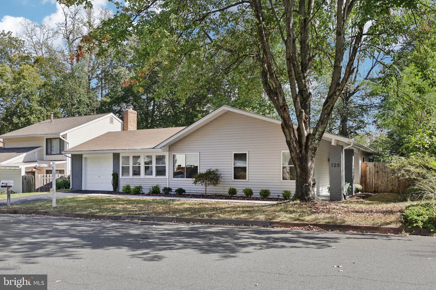 125 Avondale Drive, Sterling