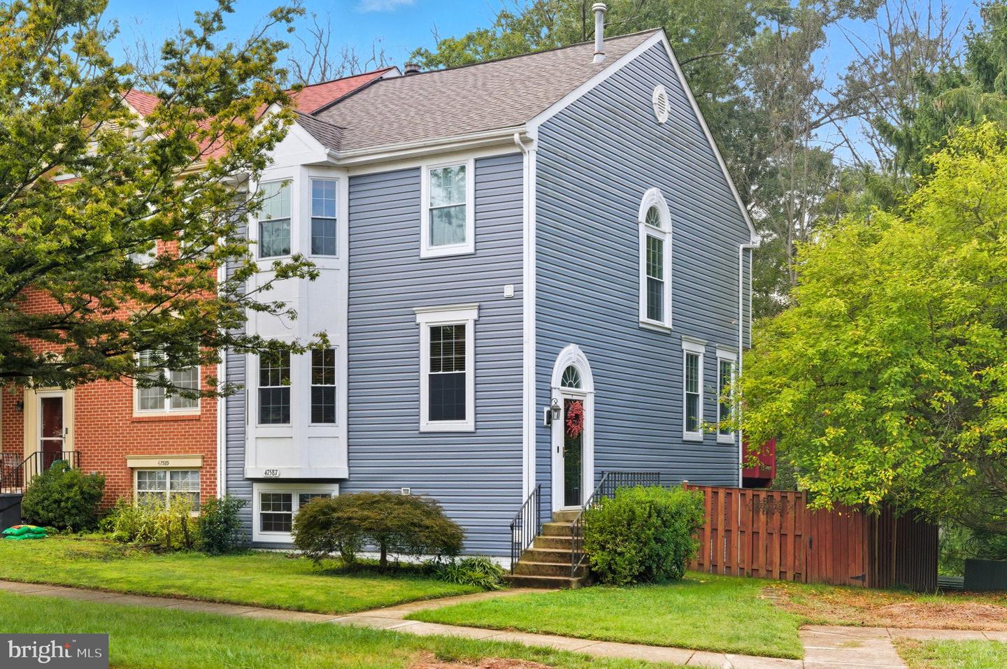 47587 Comer Square, Sterling
