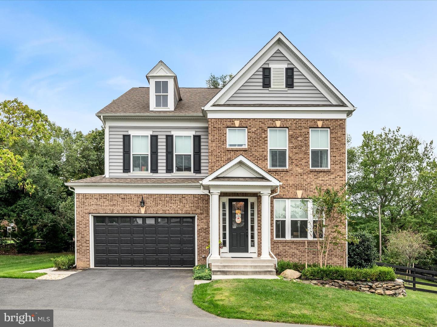 221 S 32nd Street, Purcellville