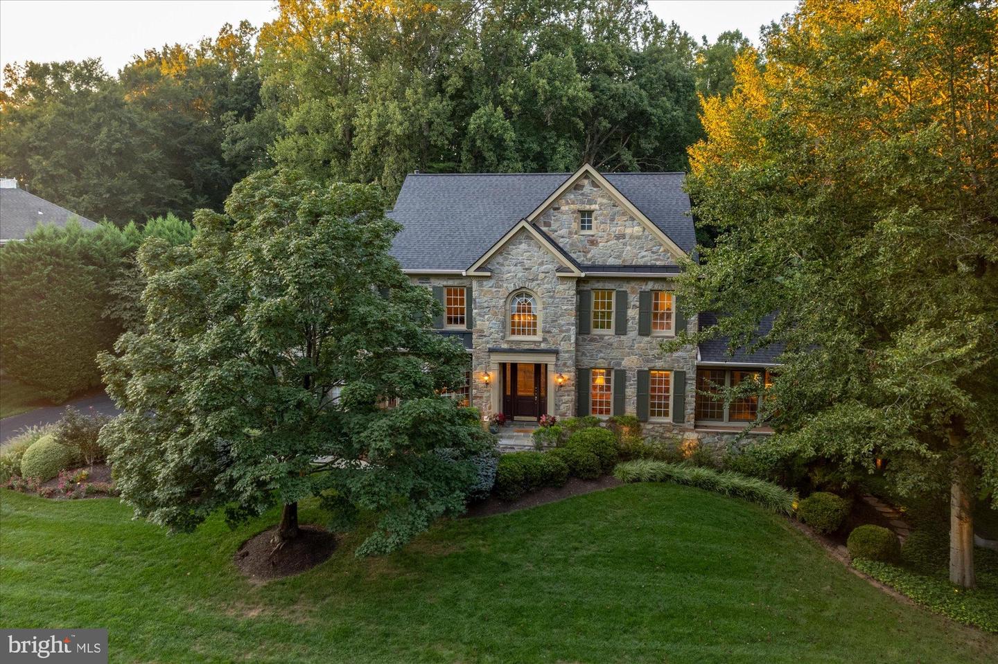 11308 Stonehouse Place, Potomac Falls