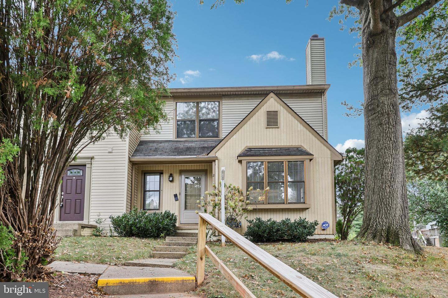 2 Berkeley Court, Sterling