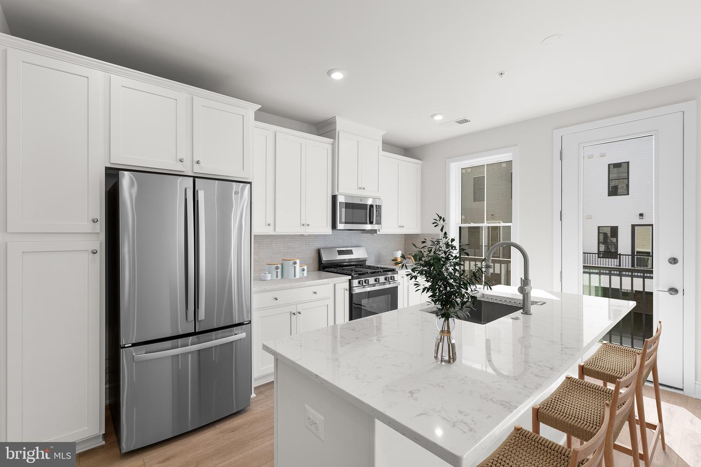 21744 Dollis Hill Terrace, Broadlands