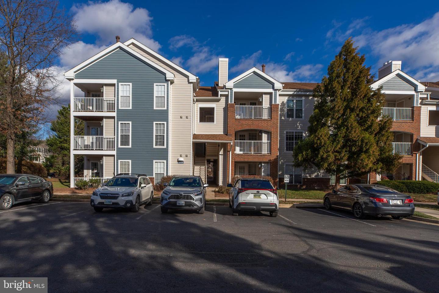 20950 Timber Ridge Terrace #202, Ashburn
