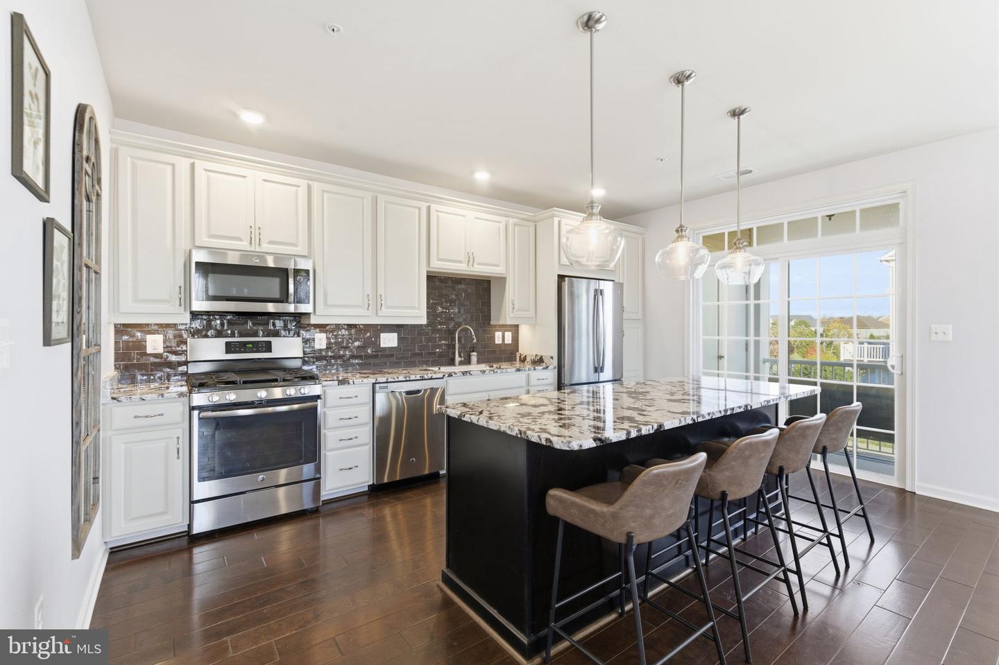 23297 Southdown Manor Terrace #105, Ashburn