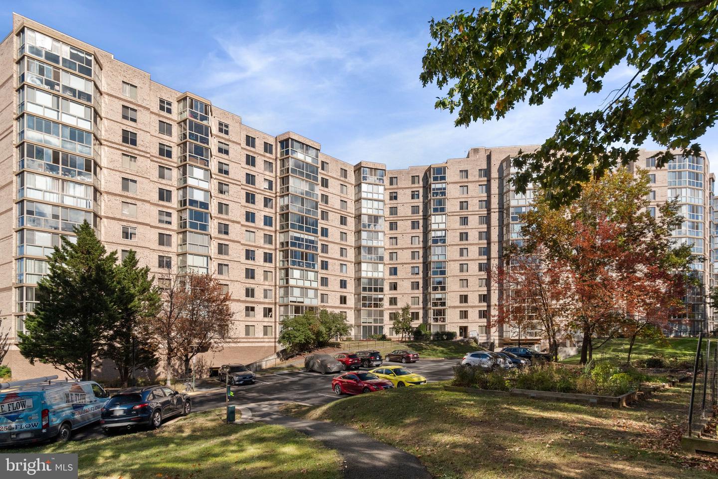19385 Cypress Ridge Terrace #415, Leesburg