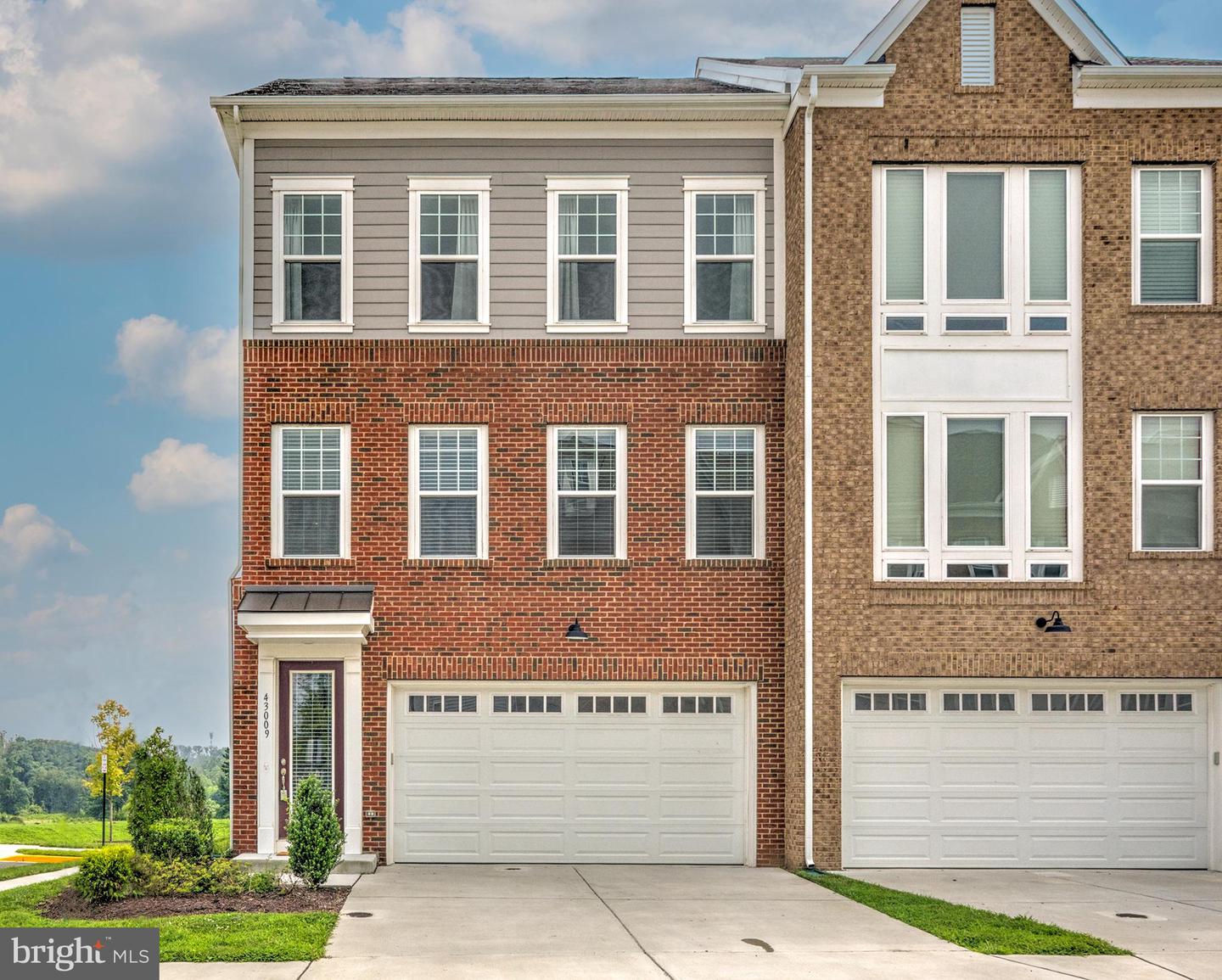 43009 Lost Farm Terrace, Leesburg