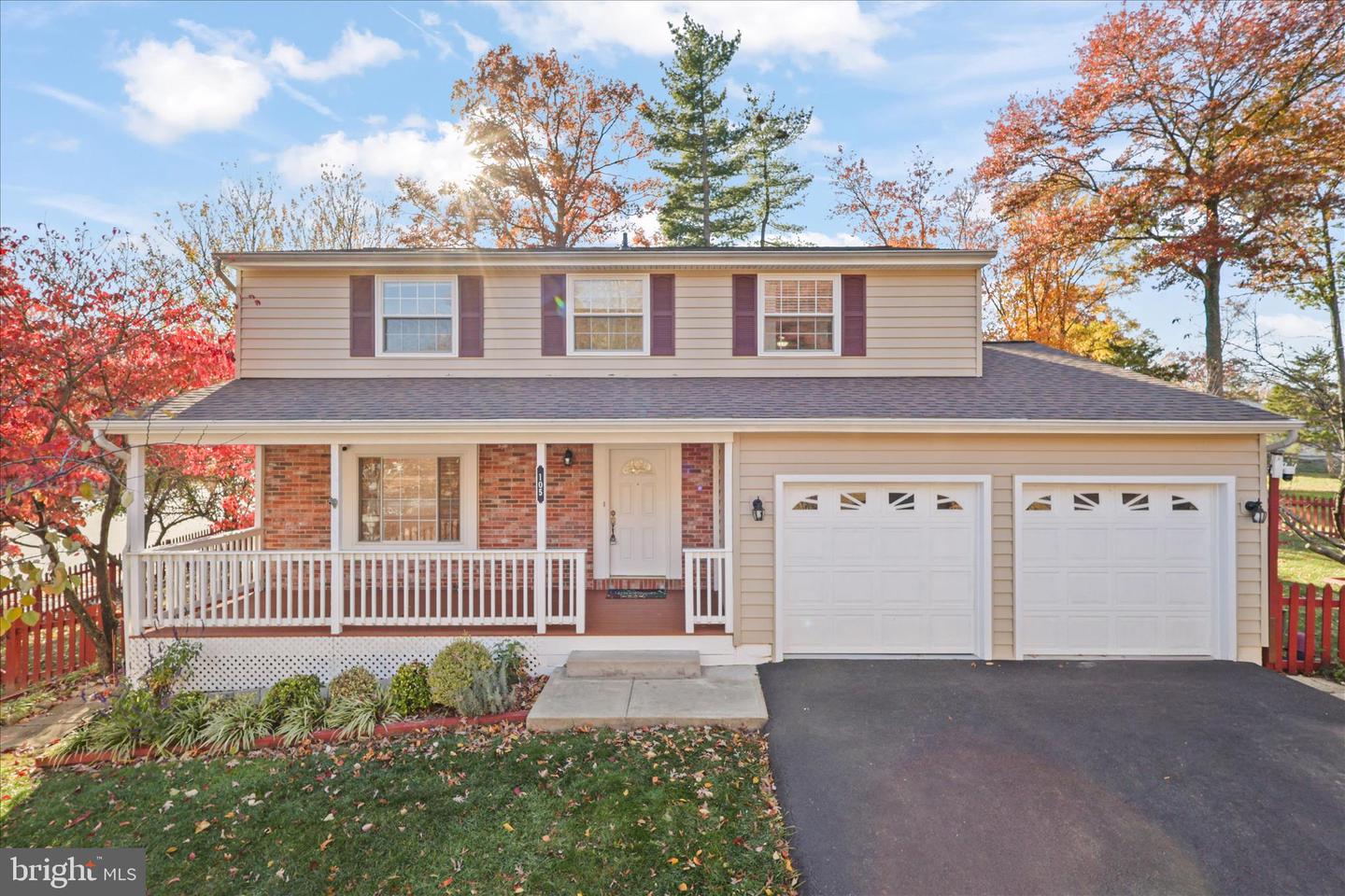 105 Deerwood Court, Sterling