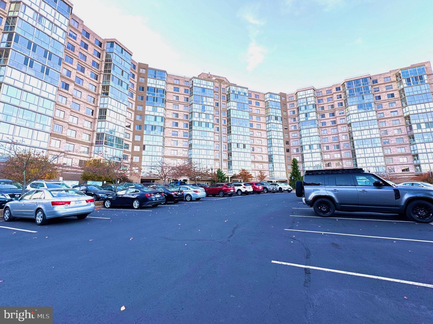 19365 Cypress Ridge Terrace #1022, Leesburg