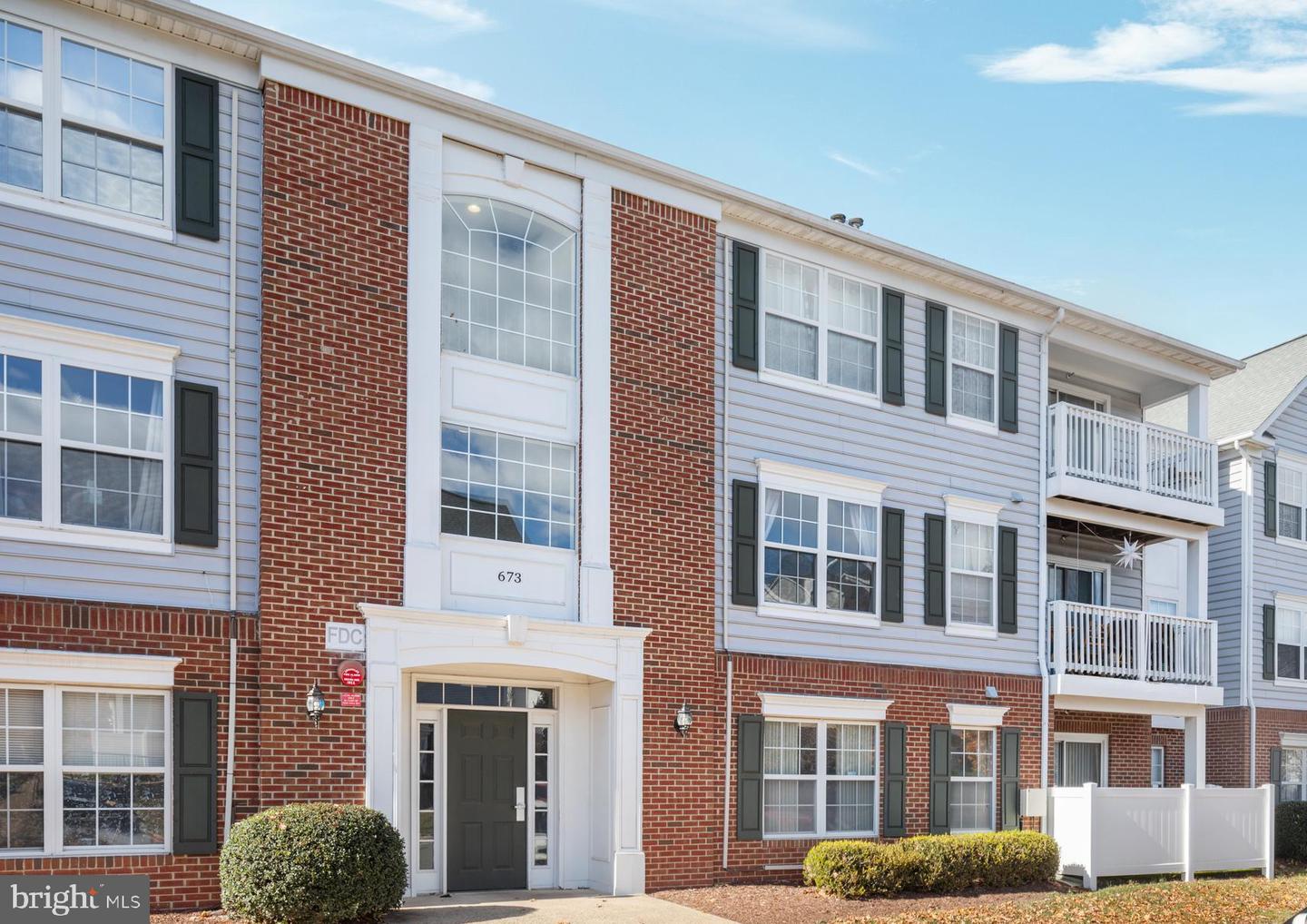 673 Constellation Square SE #b, Leesburg