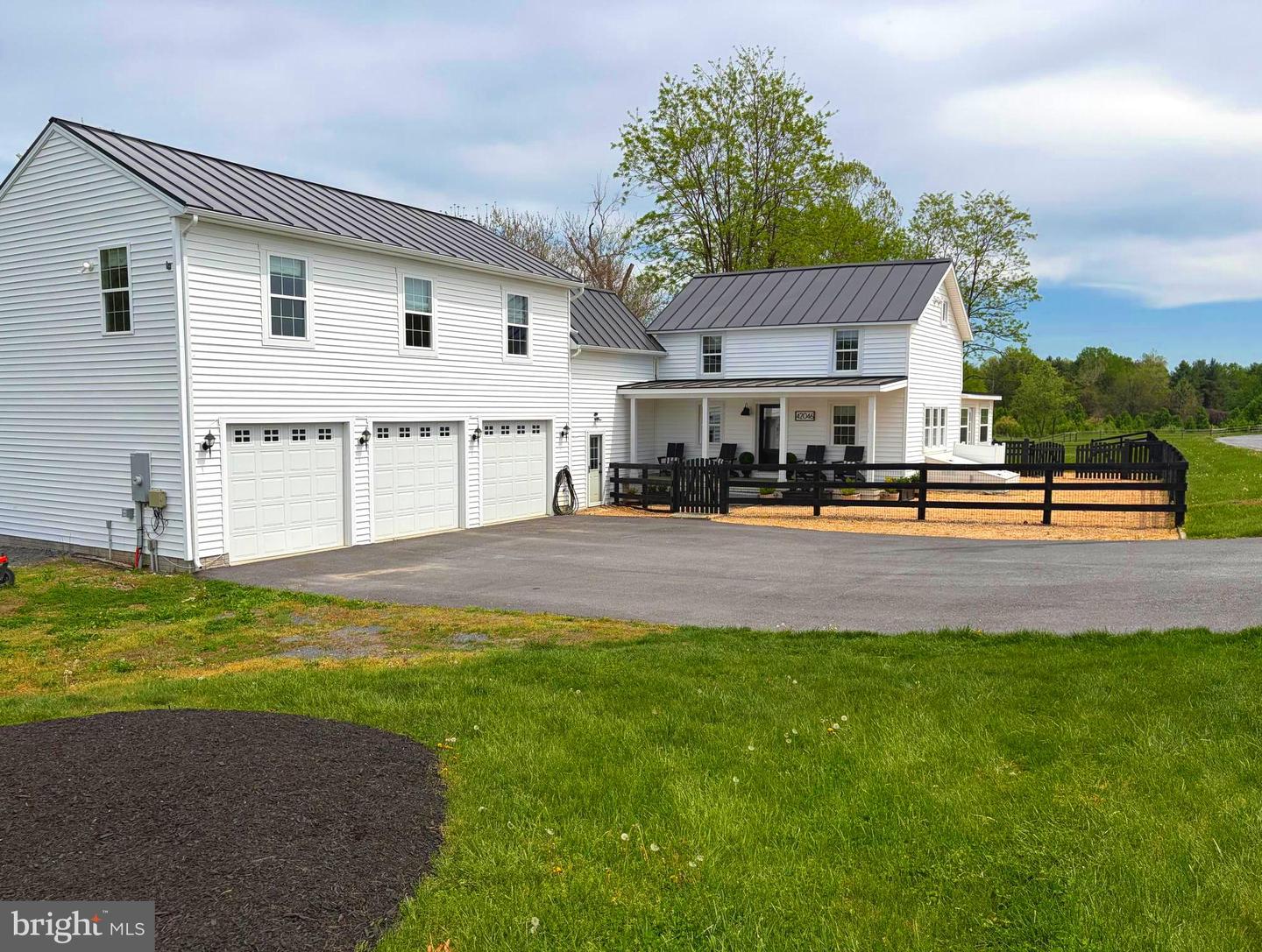 42046 Lamz Place, Leesburg