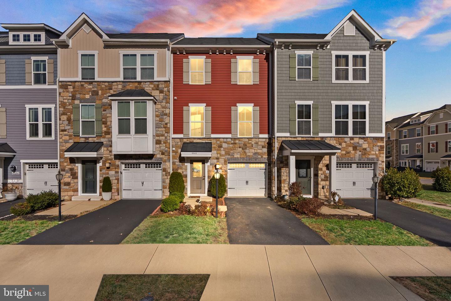 41688 Mcmonagle Square, Aldie