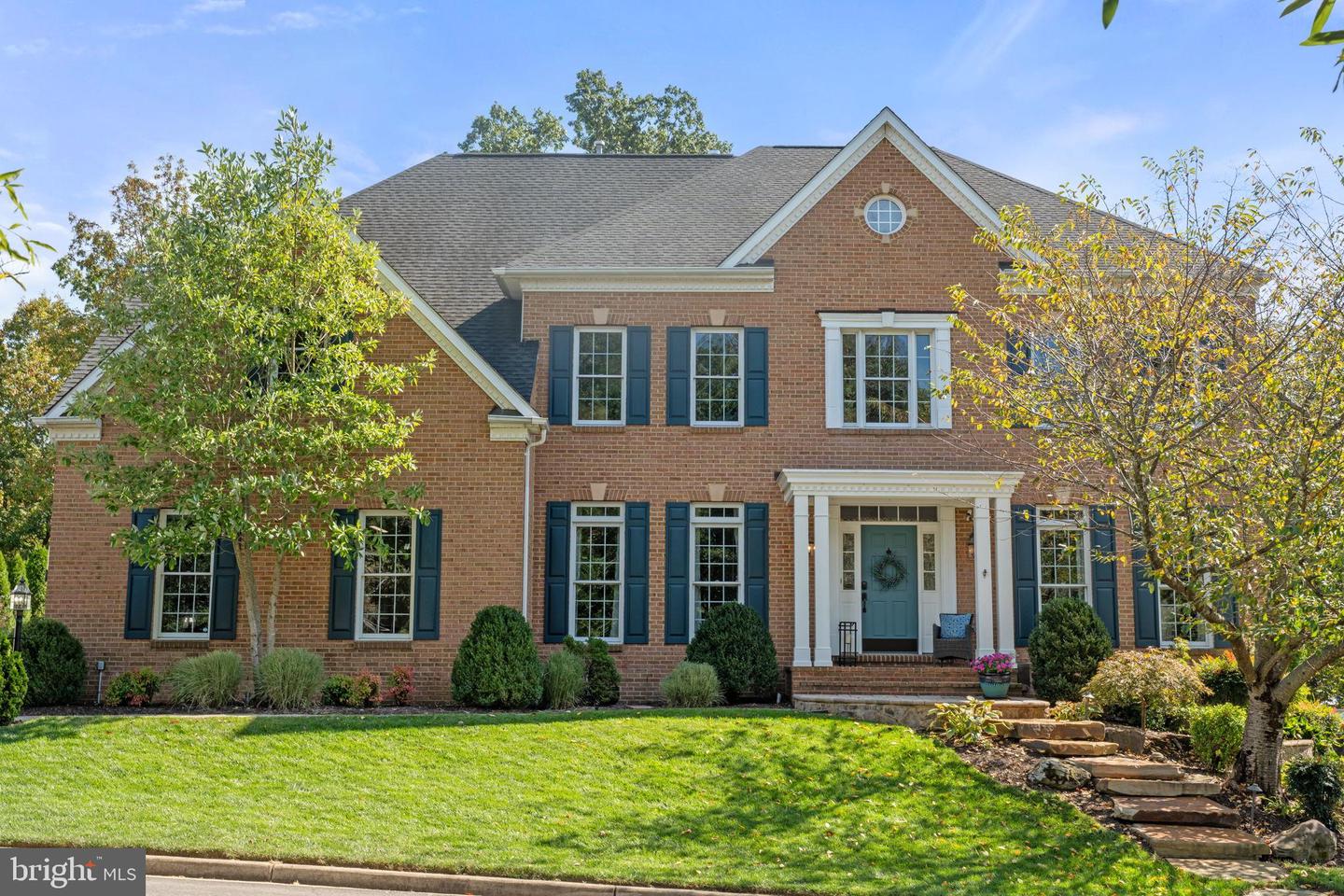 43423 Mountcastle Drive, Chantilly