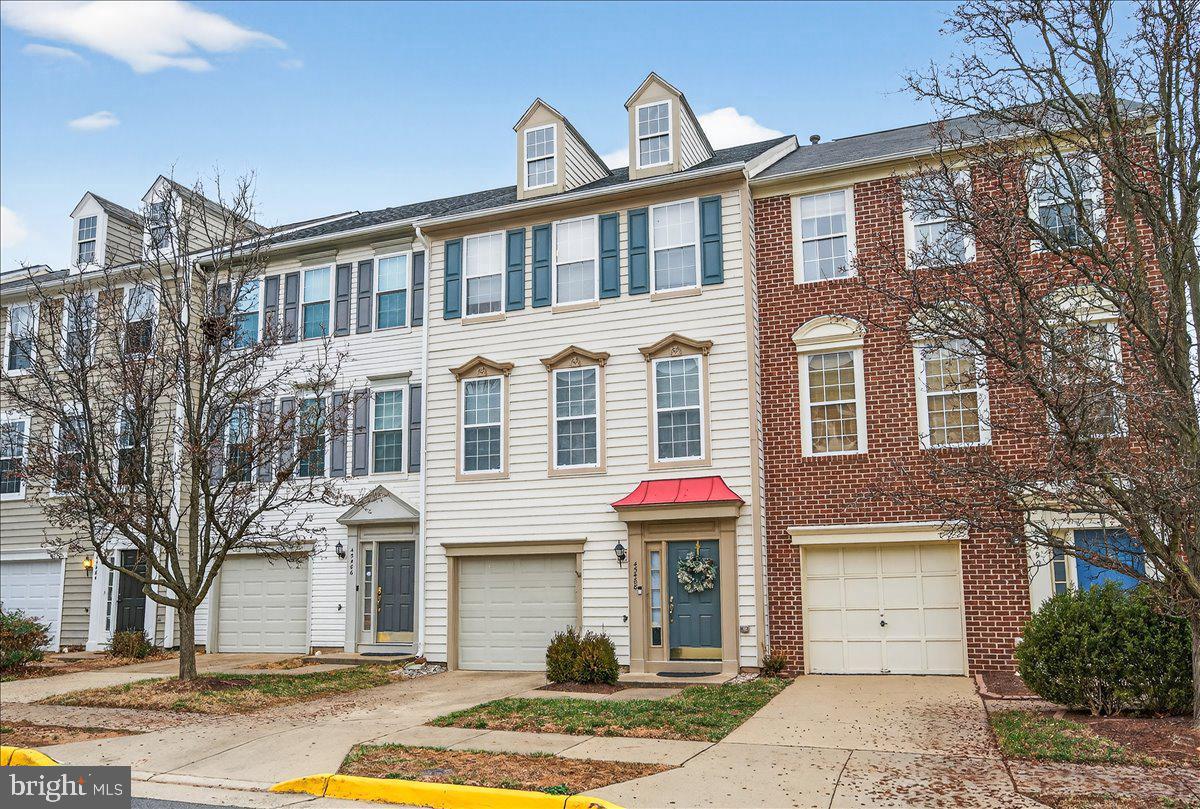 45488 Pine Trail Terrace, Sterling