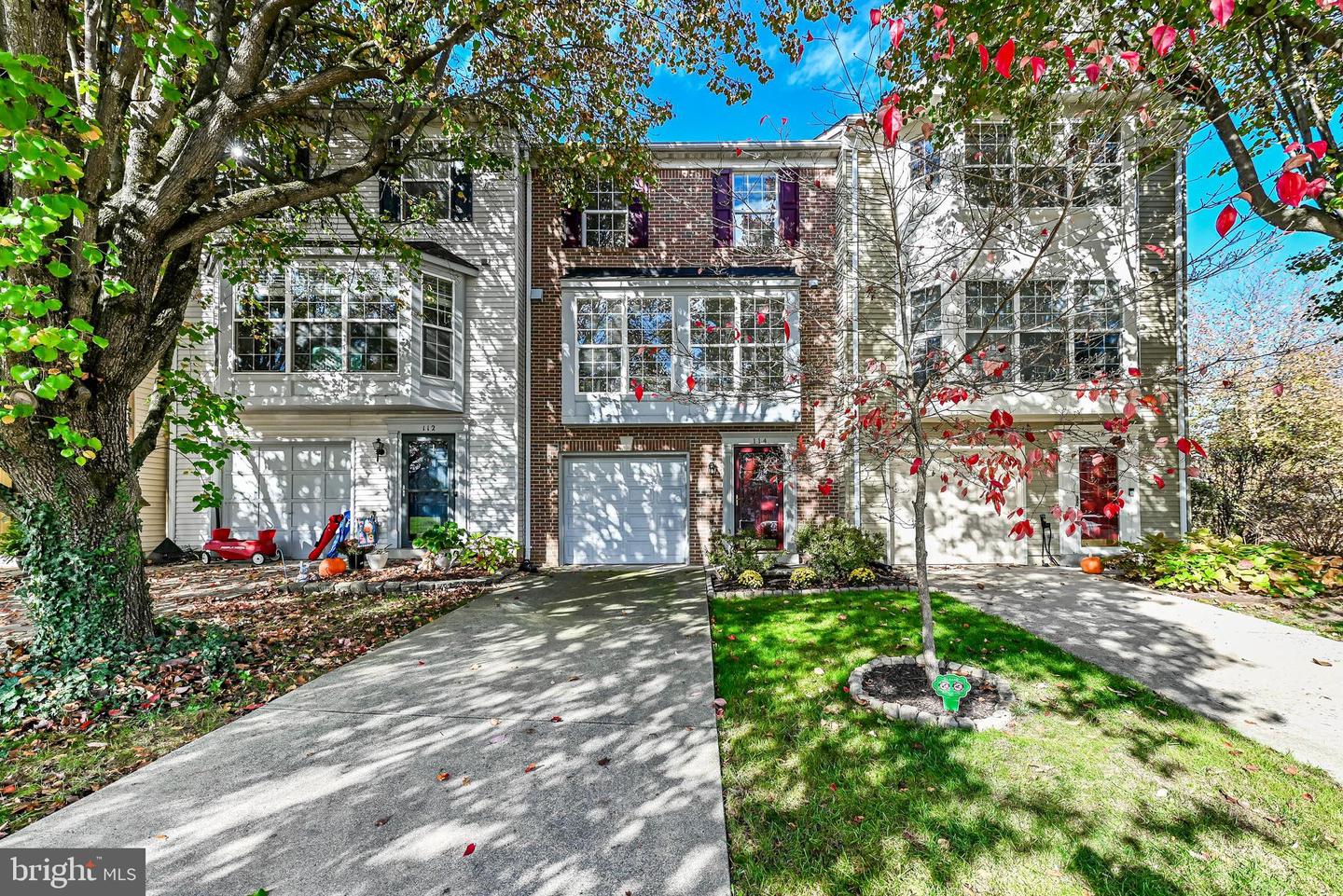 114 Hampshire Square SW, Leesburg