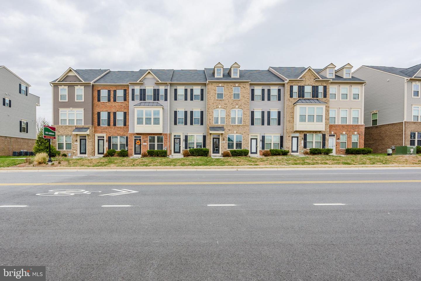 43831 Stubble Corner Square, Ashburn