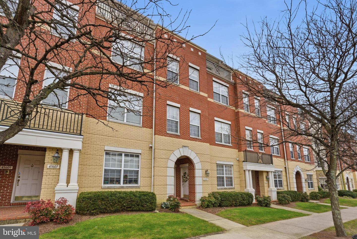 43605 Mcdowell Sq, Leesburg
