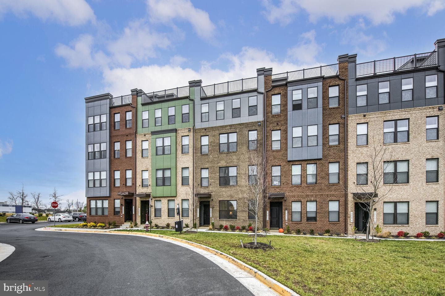 20276 Newfoundland Square, Ashburn