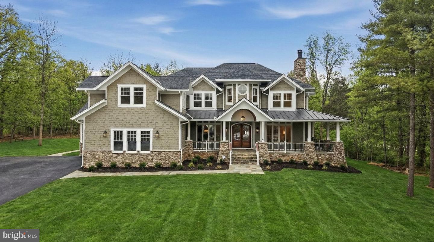22597 Redhill Manor Court, Leesburg