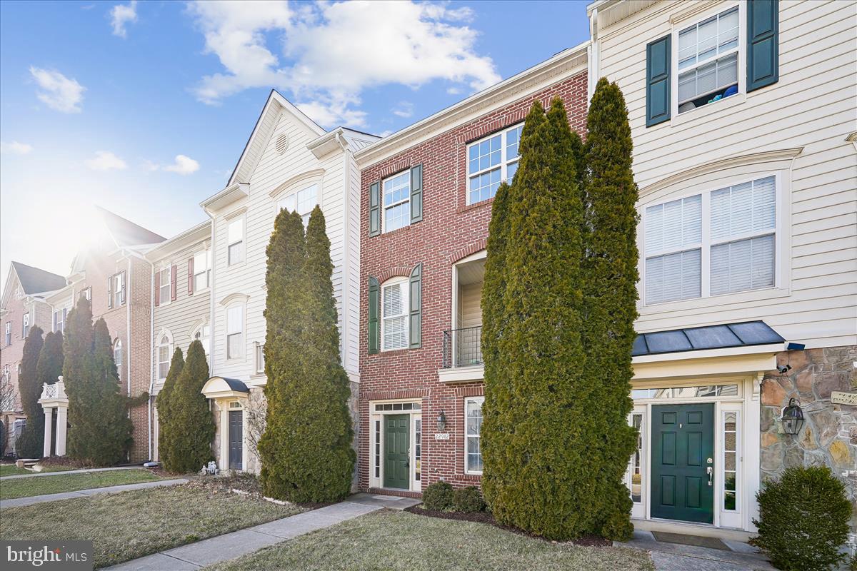 22982 Fox Fire Terrace, Brambleton