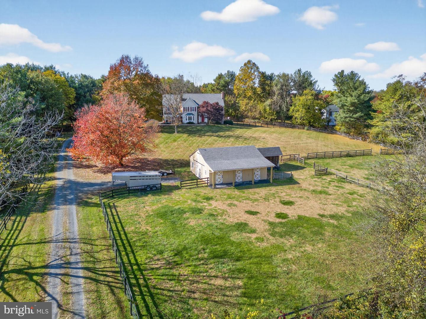 17130 Quail Creek Circle, Hamilton