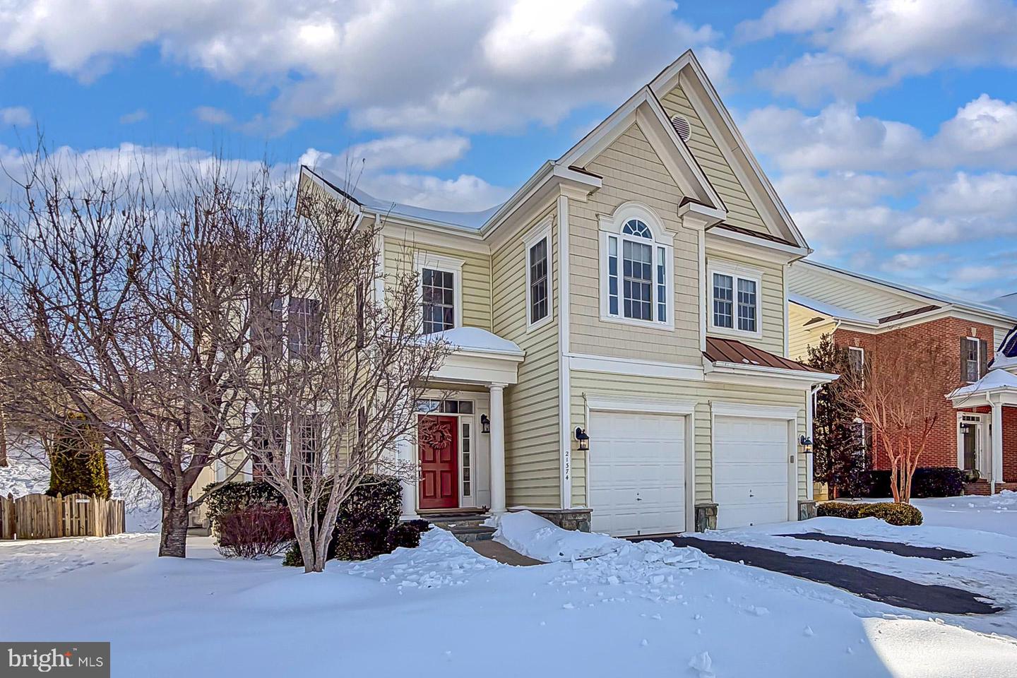 21374 Fairhunt Drive, Ashburn