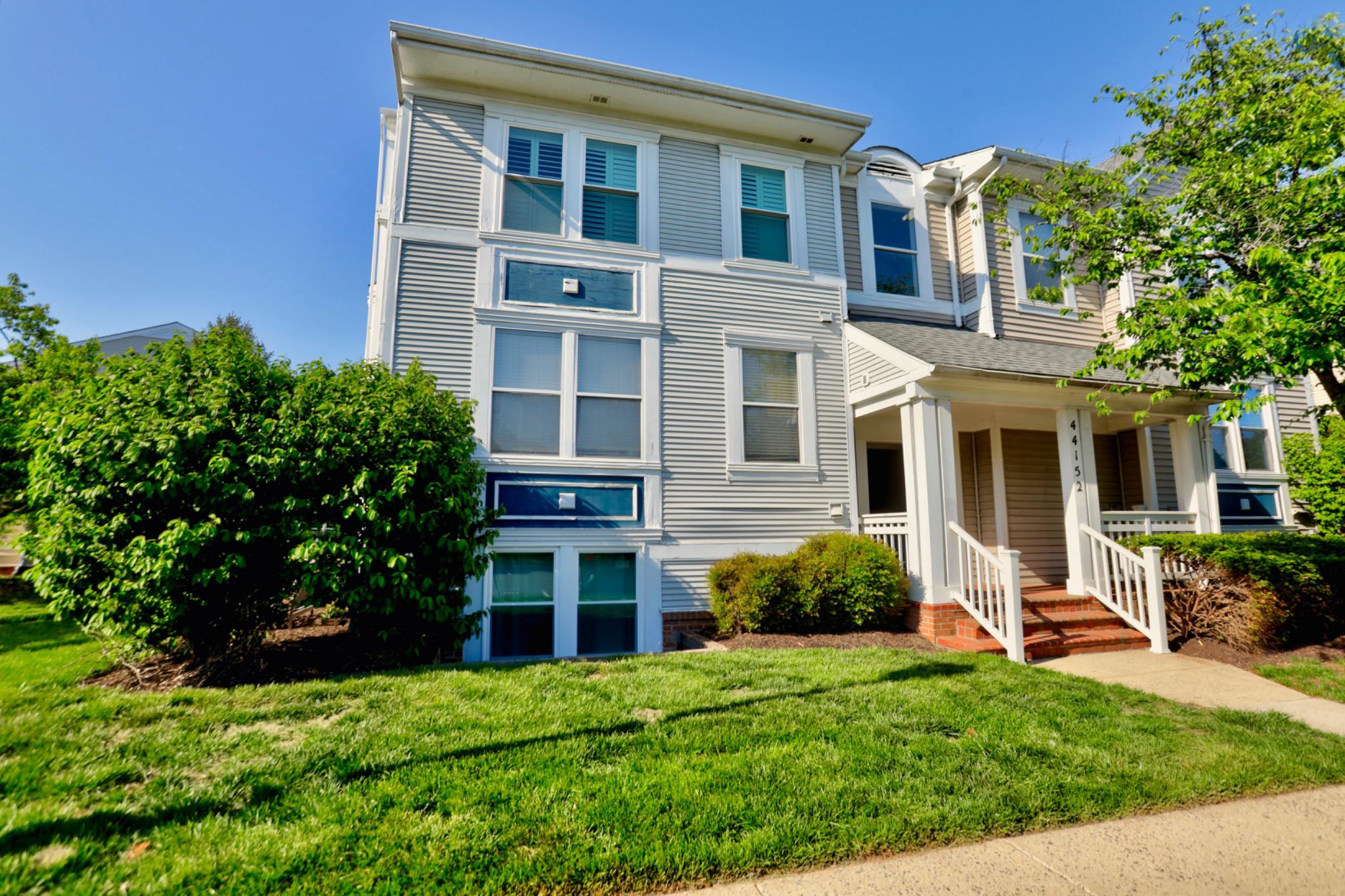 44152 Natalie Terrace #102, Ashburn